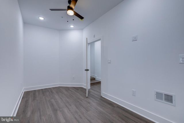 2006 N FRONT ST, Philadelphia, PA 19122