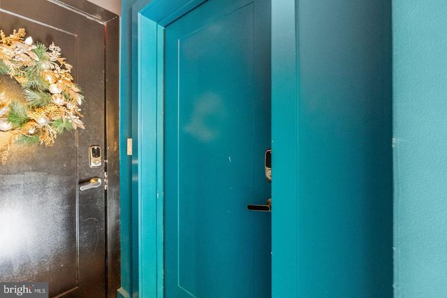 2006 N FRONT ST, Philadelphia, PA 19122