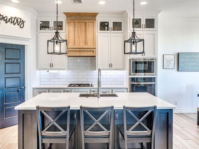 1407 Presidio Drive, Norman, OK 73072