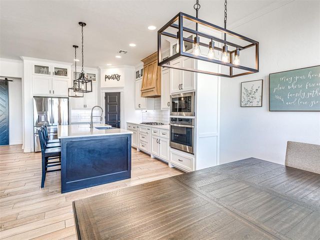 1407 Presidio Drive, Norman, OK 73072