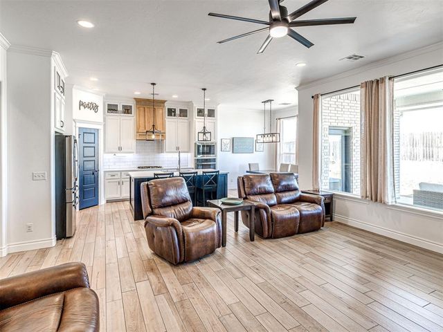 1407 Presidio Drive, Norman, OK 73072