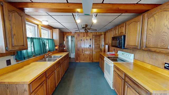 222 Snake Hill Road, Ayer, MA 01432