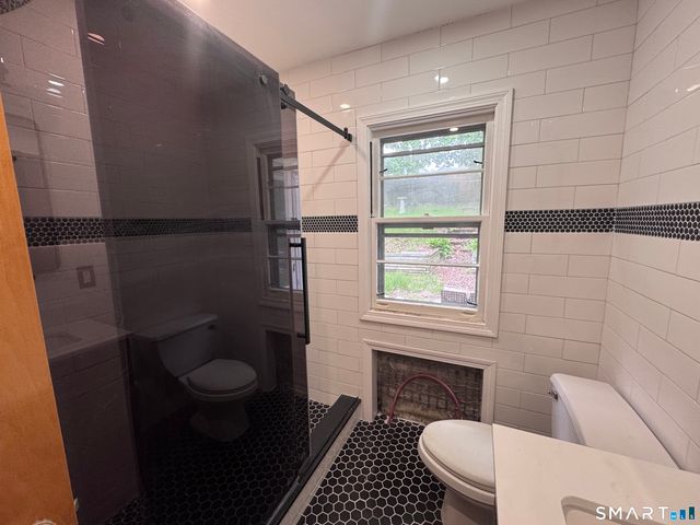 460 Congress Avenue 1, Waterbury, CT 06708