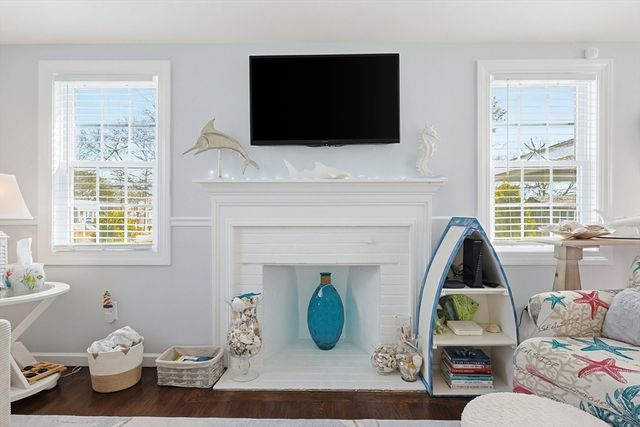 25 Niagara Ln, Yarmouth, MA 02673