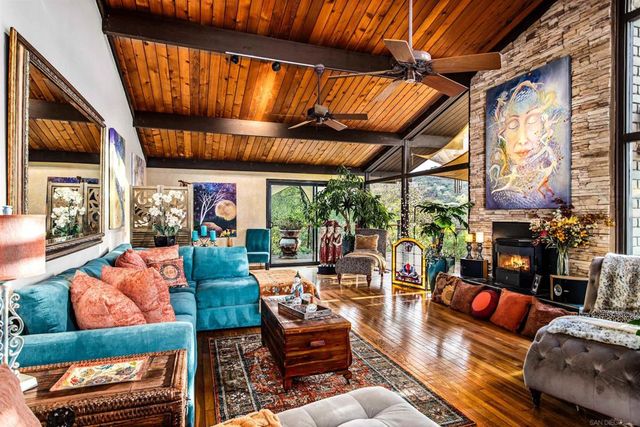 2368 Palo Danzante, Alpine, CA 91901