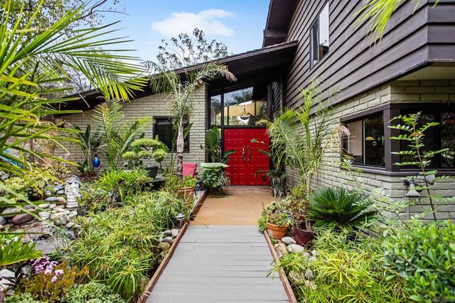 2368 Palo Danzante, Alpine, CA 91901