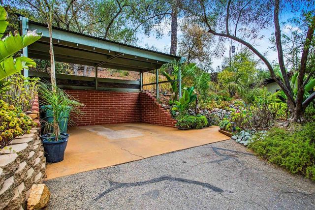 2368 Palo Danzante, Alpine, CA 91901