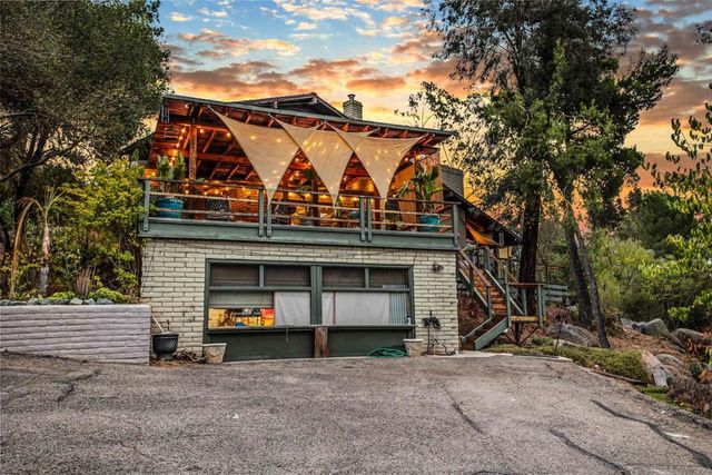 2368 Palo Danzante, Alpine, CA 91901