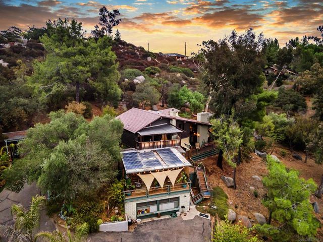 2368 Palo Danzante, Alpine, CA 91901