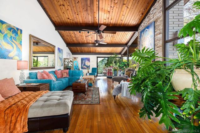 2368 Palo Danzante, Alpine, CA 91901