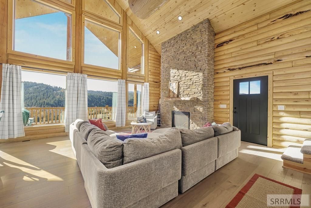 Image 2 of property listing at 32 Valley View Circle, Irwin, ID 83428