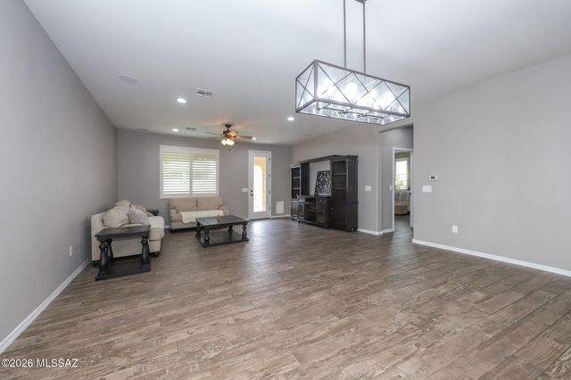 9496 S Horned Lizard Circle, Tucson, AZ 85747
