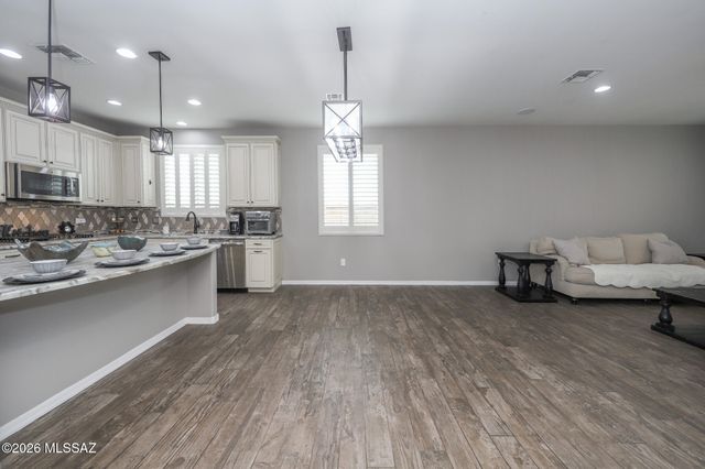 9496 S Horned Lizard Circle, Tucson, AZ 85747
