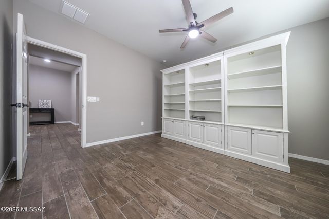 9496 S Horned Lizard Circle, Tucson, AZ 85747