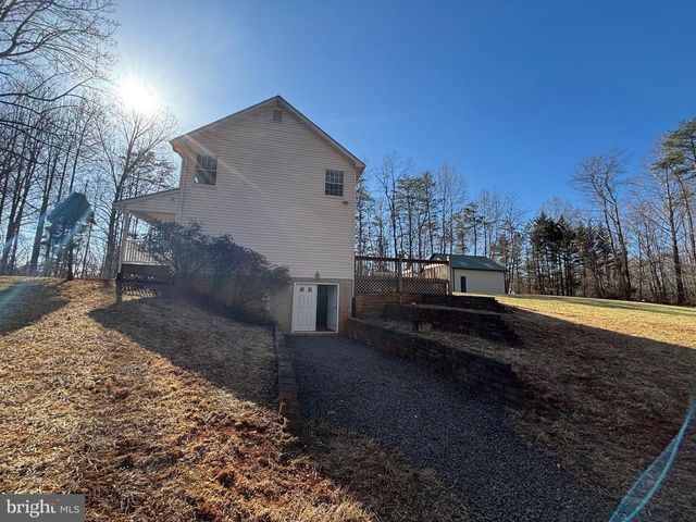 7857 HAZELAND LN, Boston, VA 22713