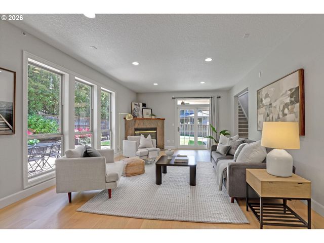 14675 Nw SETHRICH Ln, Portland, OR 97229