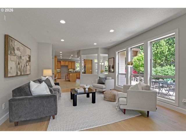 14675 Nw SETHRICH Ln, Portland, OR 97229