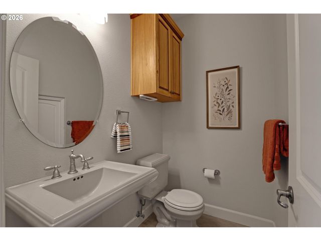 14675 Nw SETHRICH Ln, Portland, OR 97229
