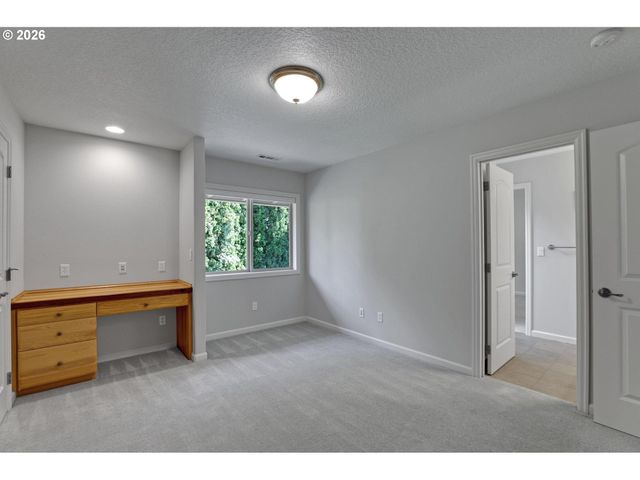 14675 Nw SETHRICH Ln, Portland, OR 97229