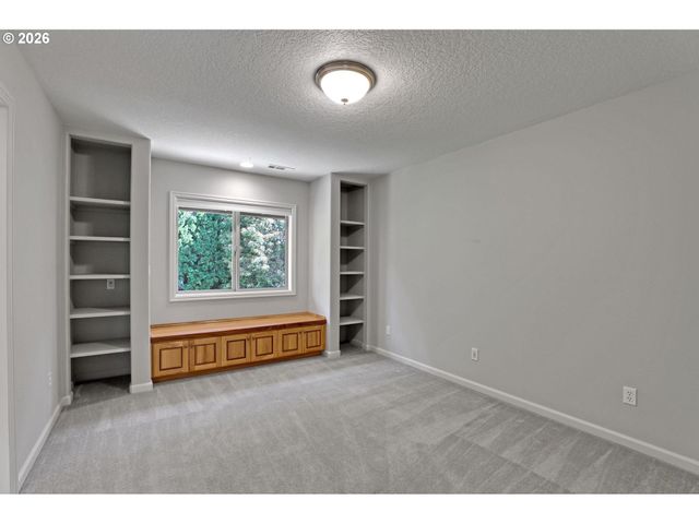 14675 Nw SETHRICH Ln, Portland, OR 97229