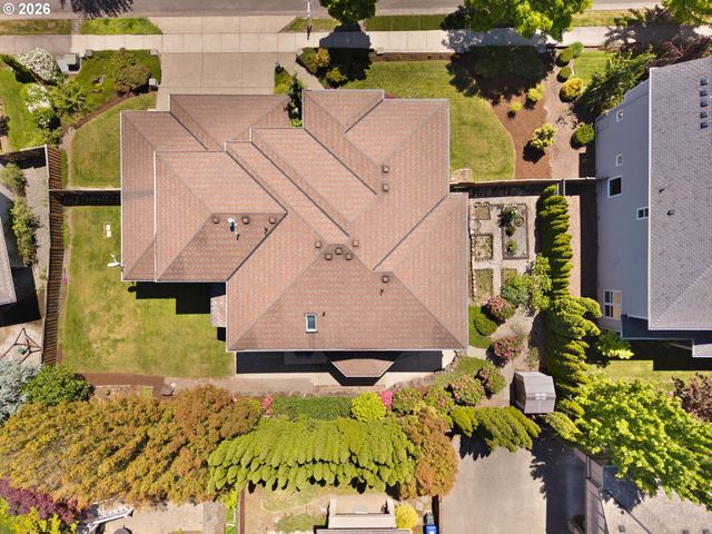 14675 Nw SETHRICH Ln, Portland, OR 97229