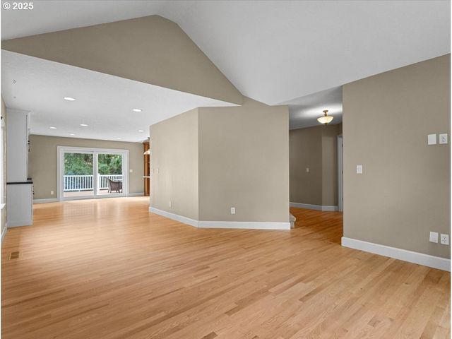 18318 Sw WOODHAVEN Dr, Sherwood, OR 97140
