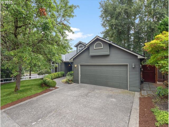18318 Sw WOODHAVEN Dr, Sherwood, OR 97140