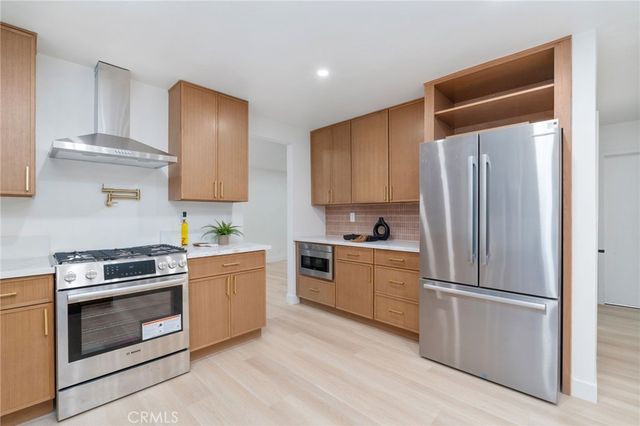 8032 Lancashire Cir, La Palma, CA 90623