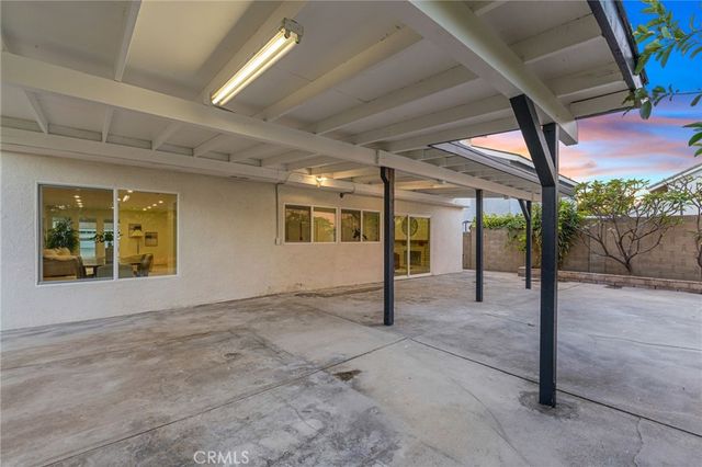 8032 Lancashire Cir, La Palma, CA 90623