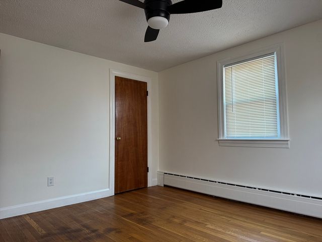 173 Pleasant St 173, Clinton, MA 01510