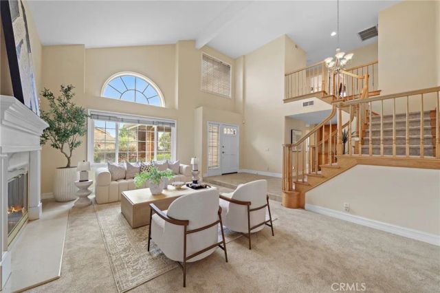 2811 N Roxbury, Orange, CA 92867