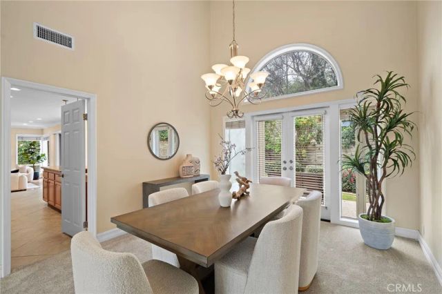 2811 N Roxbury, Orange, CA 92867