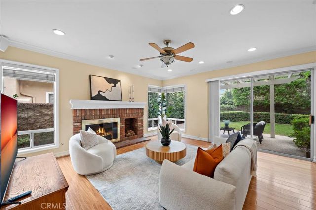 2811 N Roxbury, Orange, CA 92867