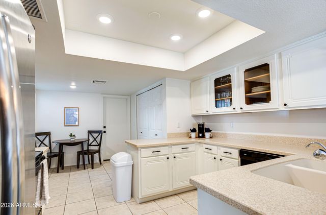 11011 N 92ND Street 1104, Scottsdale, AZ 85260