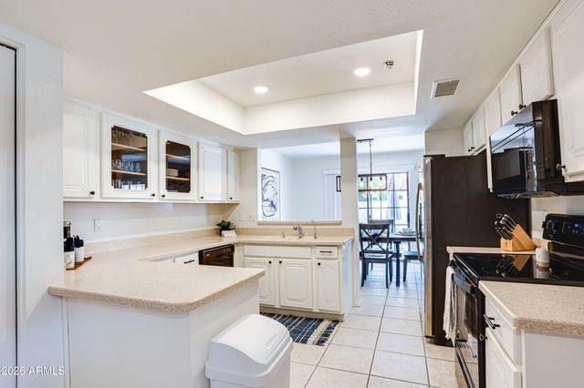 11011 N 92ND Street 1104, Scottsdale, AZ 85260