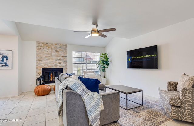 11011 N 92ND Street 1104, Scottsdale, AZ 85260