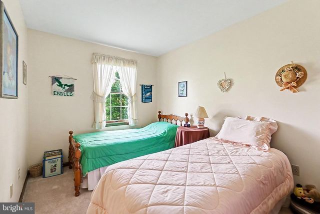 18 MINICH DR, Carlisle, PA 17015