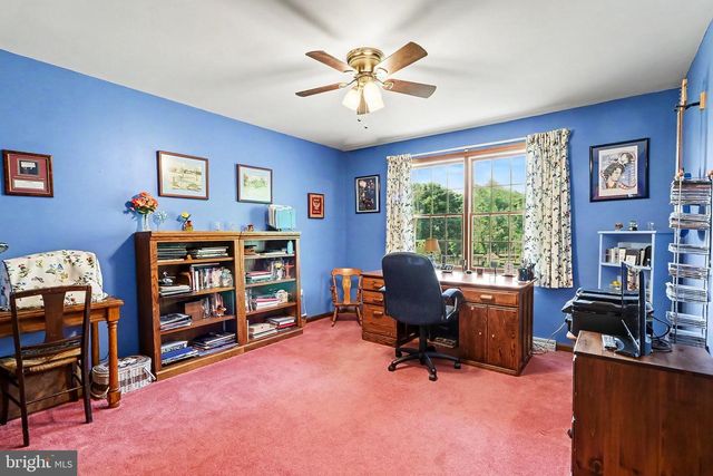 18 MINICH DR, Carlisle, PA 17015