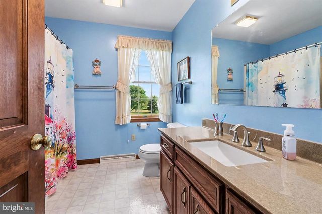 18 MINICH DR, Carlisle, PA 17015