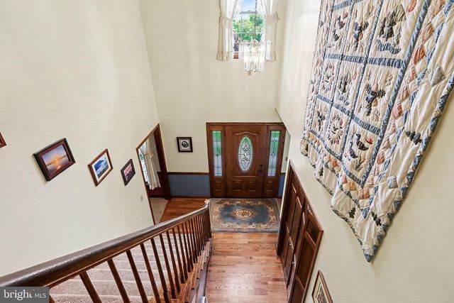 18 MINICH DR, Carlisle, PA 17015