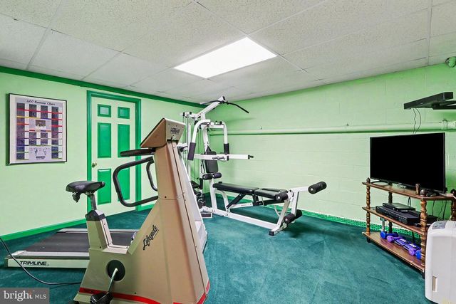 18 MINICH DR, Carlisle, PA 17015