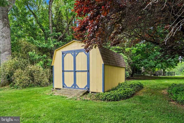 18 MINICH DR, Carlisle, PA 17015