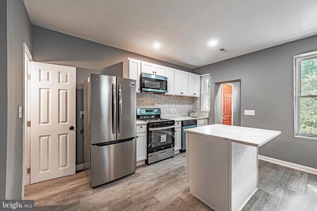 4216 REISTERSTOWN RD, Baltimore, MD 21215