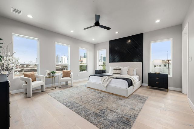 2307 St Emanuel Street, Houston, TX 77004