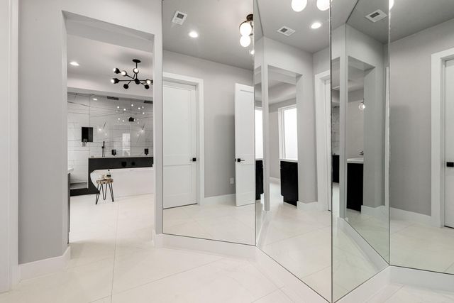 2307 St Emanuel Street, Houston, TX 77004