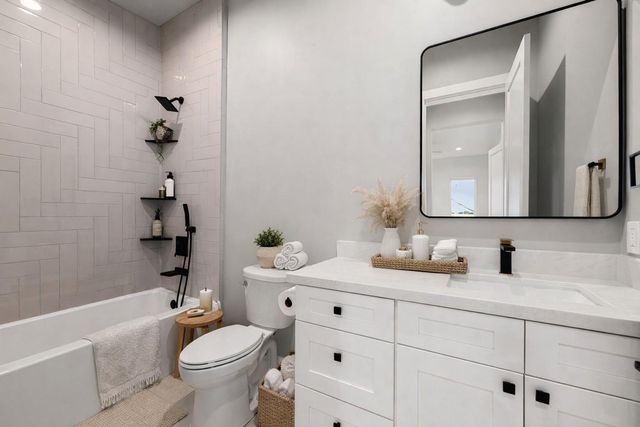 2307 St Emanuel Street, Houston, TX 77004