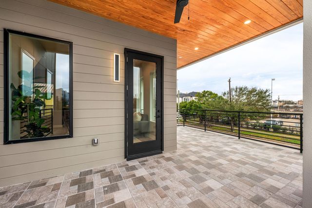 2307 St Emanuel Street, Houston, TX 77004