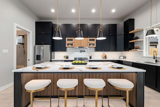 2307 St Emanuel Street, Houston, TX 77004