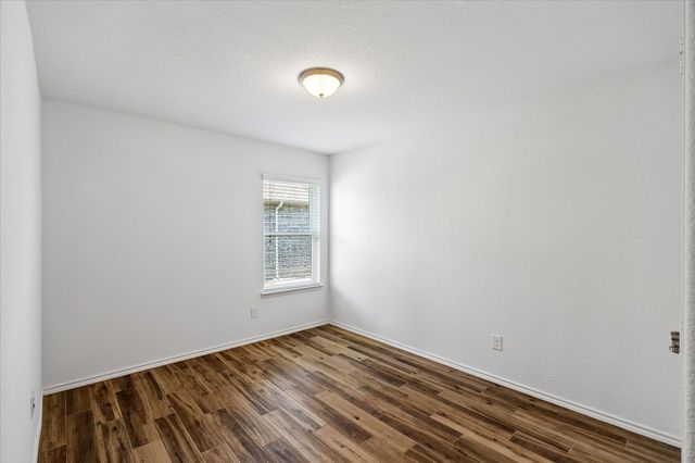 333 Pin Cushion Trail, Burleson, TX 76028