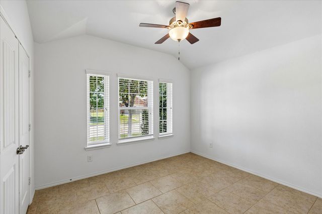 333 Pin Cushion Trail, Burleson, TX 76028